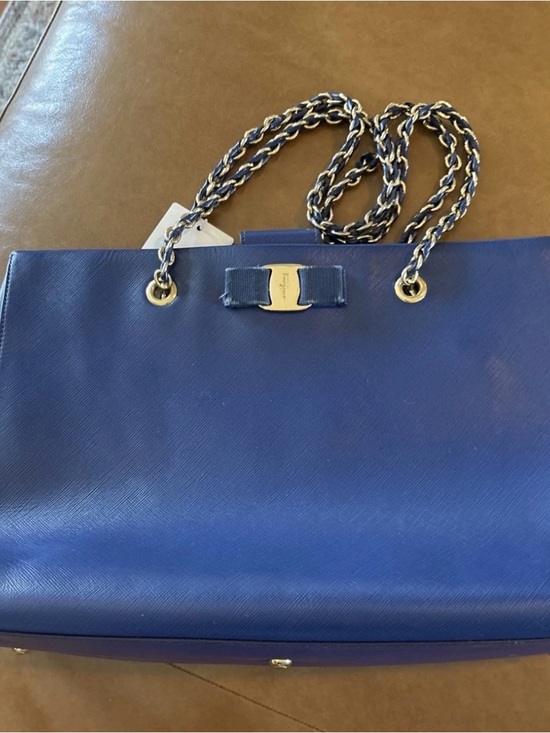 Salvatore Ferragamo Handbags - Salvatore Ferragamo MELIKE Vara Tote With Bow SAFFIANO Royal Blue Leather